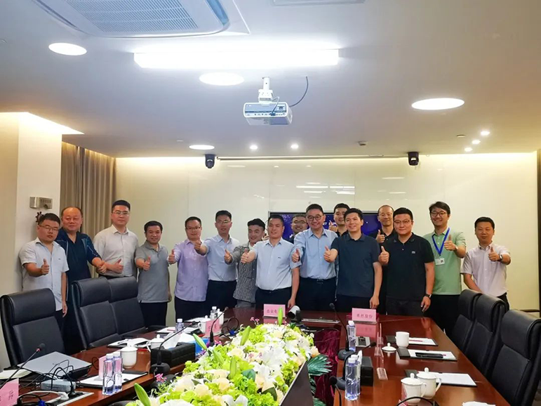 同频共振 相助共赢 | 维多利亚老品牌vic股份与白云电气签署战略相助框架协议