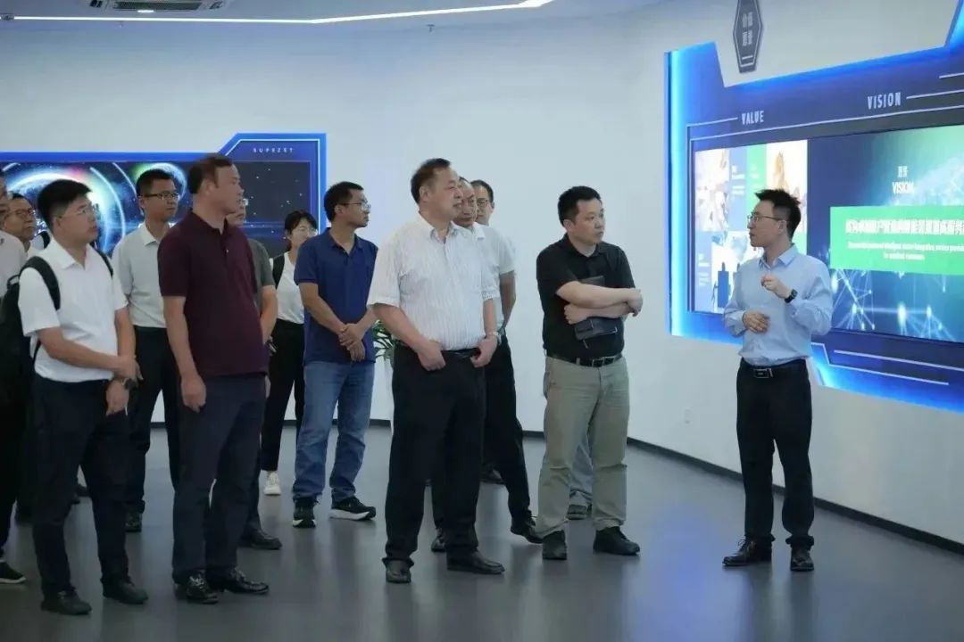 新能源 新动力 新未来|维多利亚老品牌vic股份“动力与能源工业集群”圆桌座谈会顺遂召开 新能源 新动力 新未来|维多利亚老品牌vic股份“动力与能源工业集群”圆桌座谈会顺遂召开
