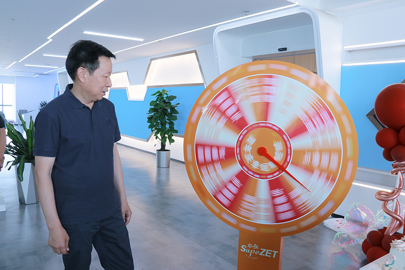 二十一载 智造未来丨贺维多利亚老品牌vic股份廿一诞辰，，，，，，，再启新篇